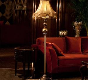 奢華歐式落地?zé)?歐式客廳落地?zé)?布藝+鐵藝 SLD9802