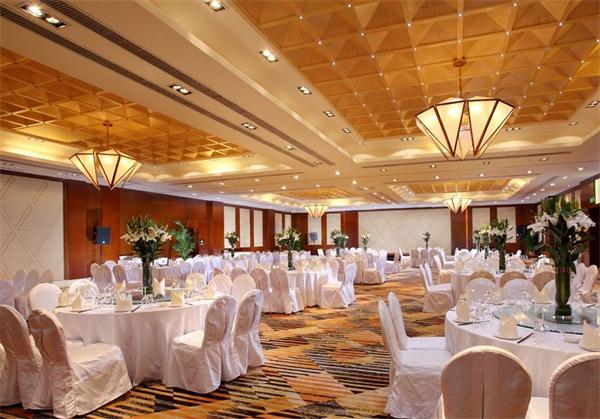 酒店宴會廳燈具廠家一站式供應(yīng)定制效果圖案例