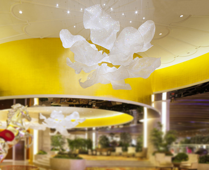 酒店樹葉吊燈，一站式酒店藝術(shù)吊燈廠家直供